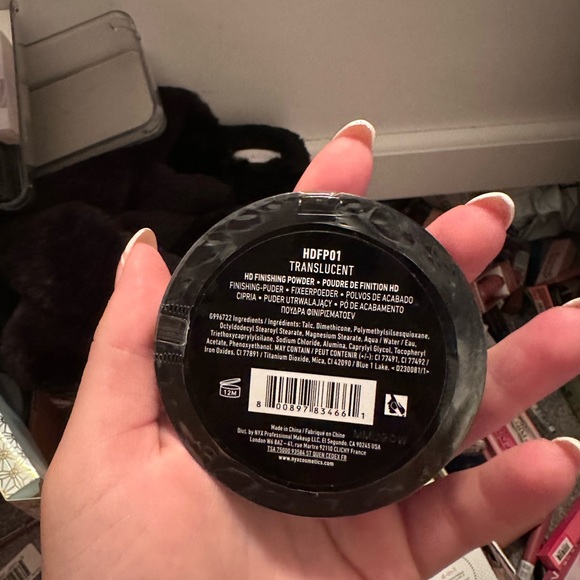 Powder - Picture 4 of 4